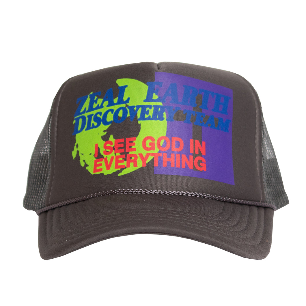 Earth Discovery Team Trucker Hat in Charcoal