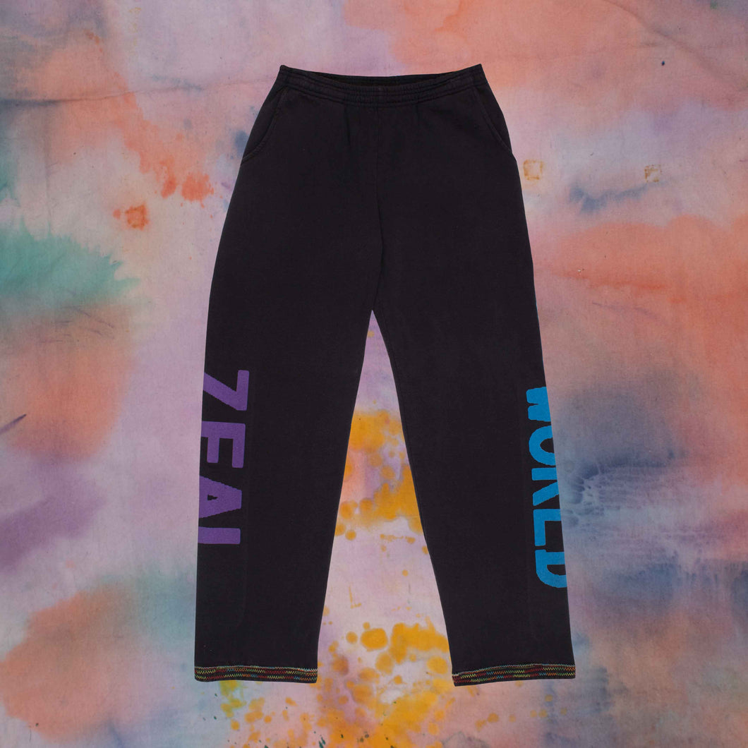 ZEAL WORLD Sweatpants in Black