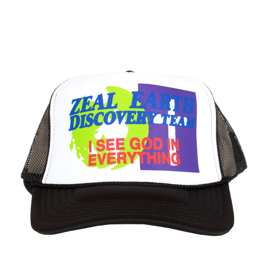 Earth Discovery Team Trucker Hat in Black/White